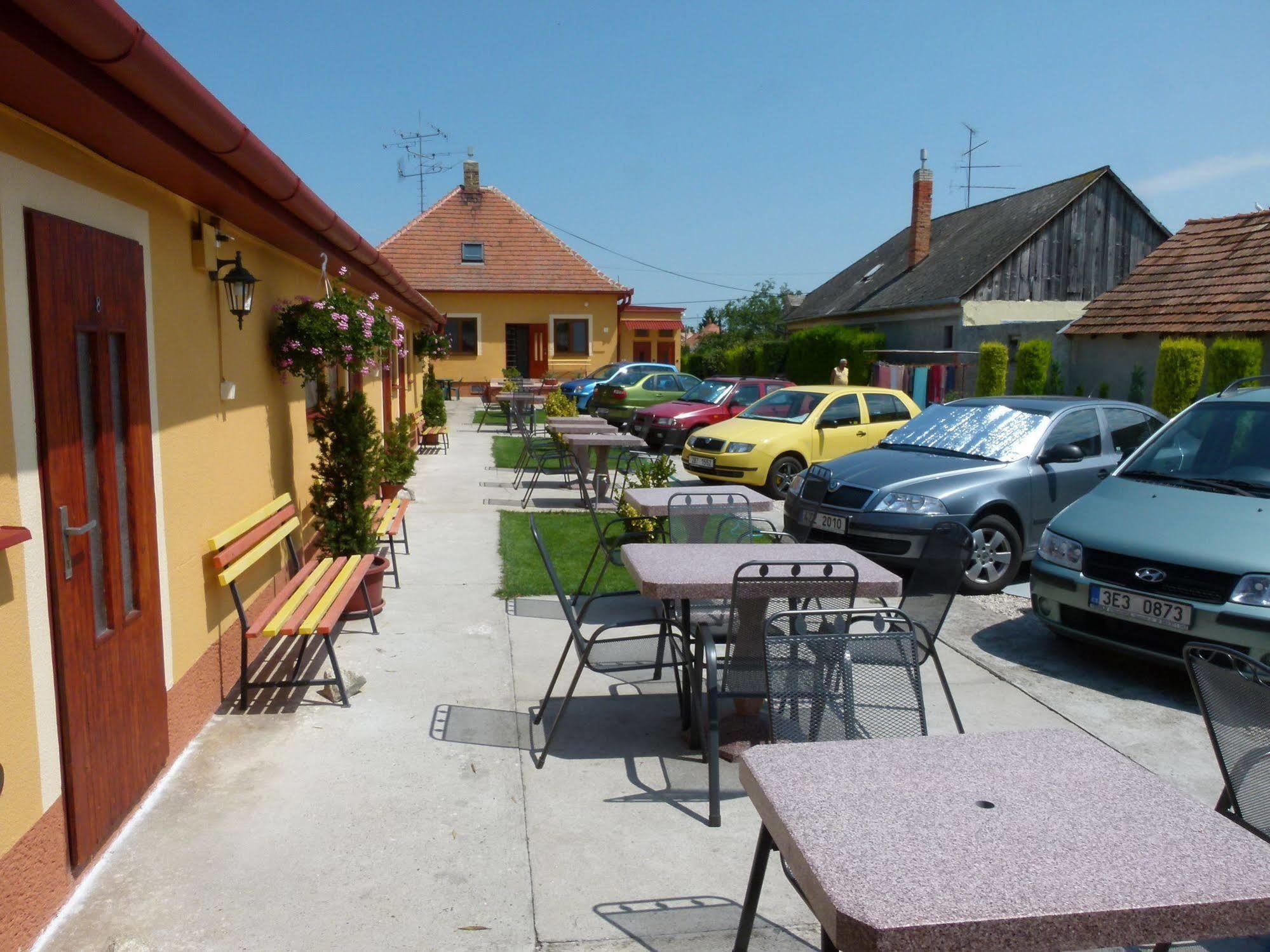 Privat U Jozefa Foeldesa Apartamento Veľký Meder Exterior foto