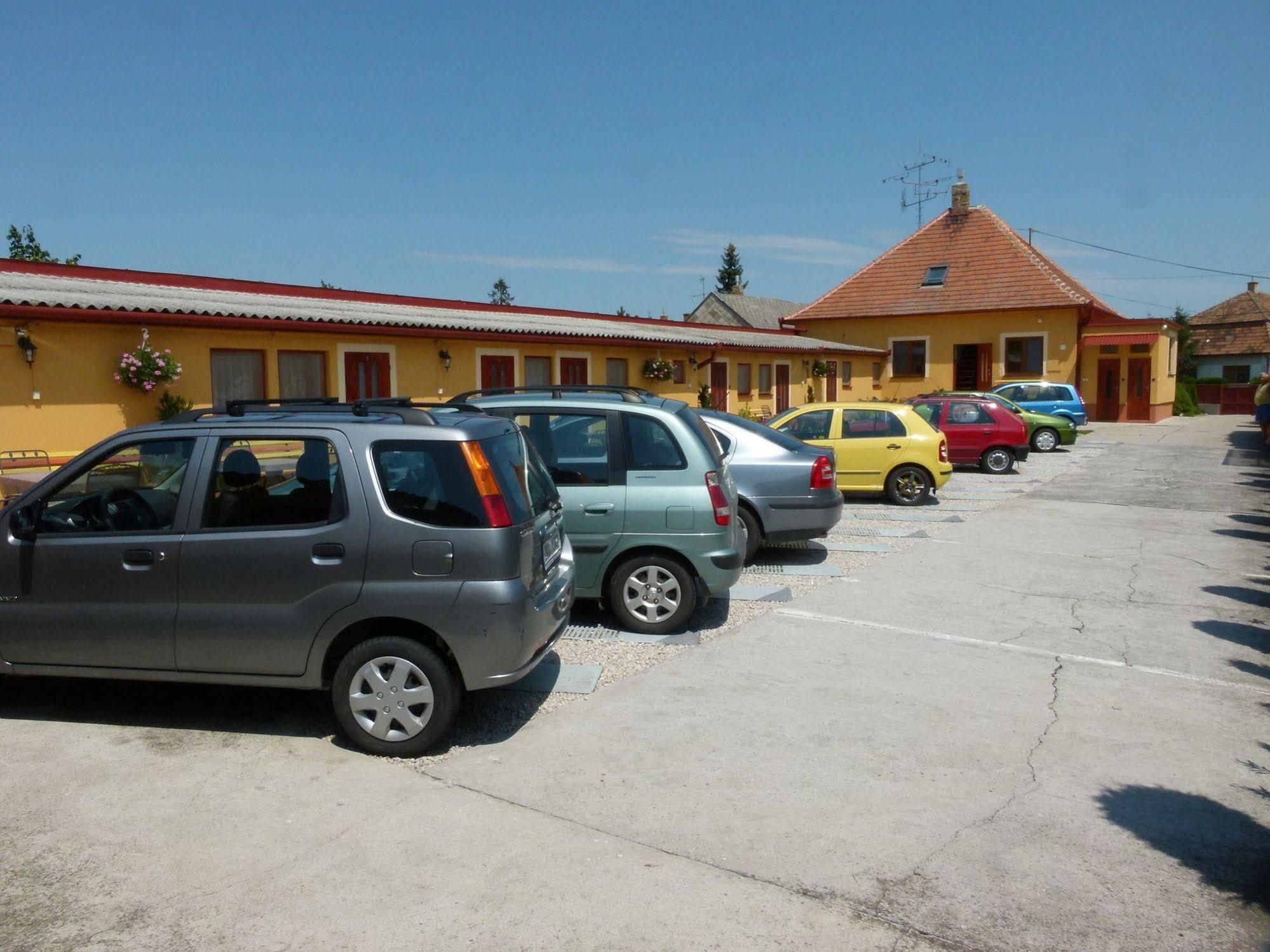 Privat U Jozefa Foeldesa Apartamento Veľký Meder Exterior foto